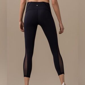 25. MSRP$98 Lululemon Train Times 7/8 Pant *25" Midnight Navy Size 8